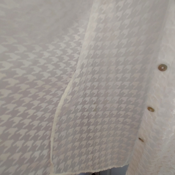 Cream Bone White Button Down Blouse - Picture 5 of 5